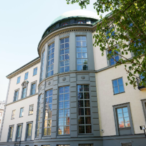 Stockholm School of Economics