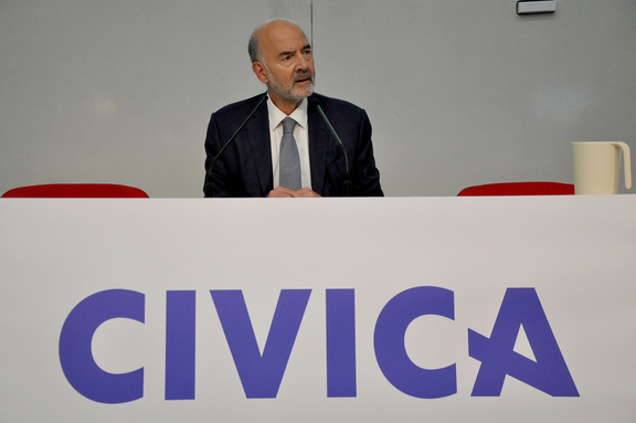 Pierre Moscovici at the inaugural "Future of Europe" lecture