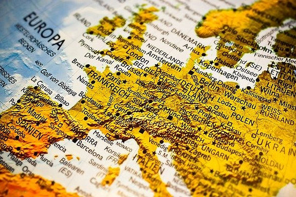 Hertie School President Henrik Enderlein on European solidarity in crisis